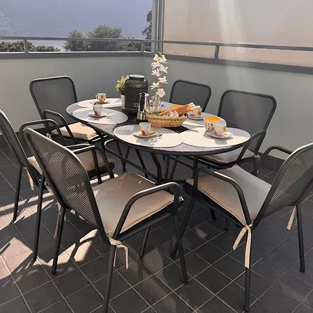 Buddy's House View Pet Friendly Whit Garage Apartmán Abbadia Lariana